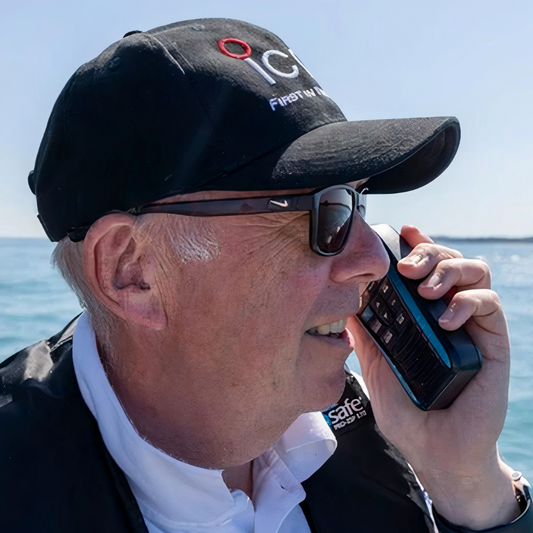 Quale Radio Nautiche Scegliere: Guida 2025