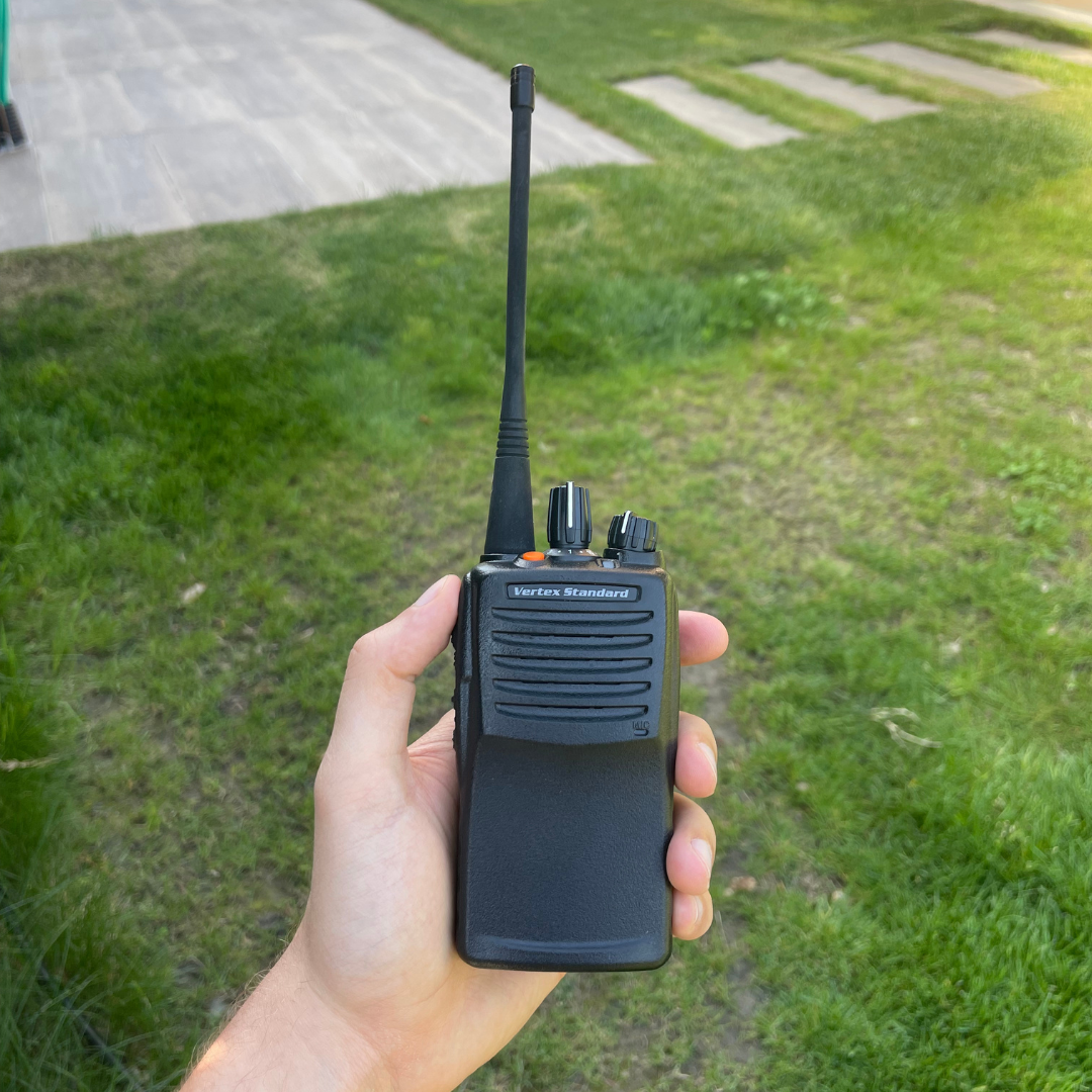 vertex vx-451, radio vx-451, radio vertex standard, Vertex radio, Vertex uhf radio,vertex walkie talkie, vertex standard walkie talkie, ricetrasmittenti motorola professionali, motorola walkie talkie vhf, motorola radio vhf