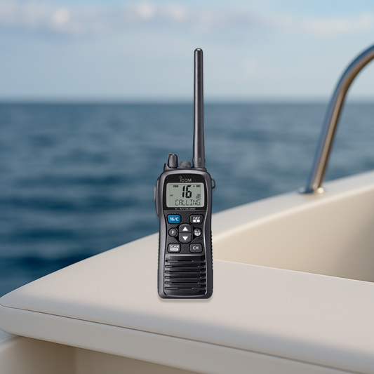 IC-M73EURO PLUS Icom – Ricetrasmettitore VHF nautico ergonomico, resistente con funzione Vox integrata