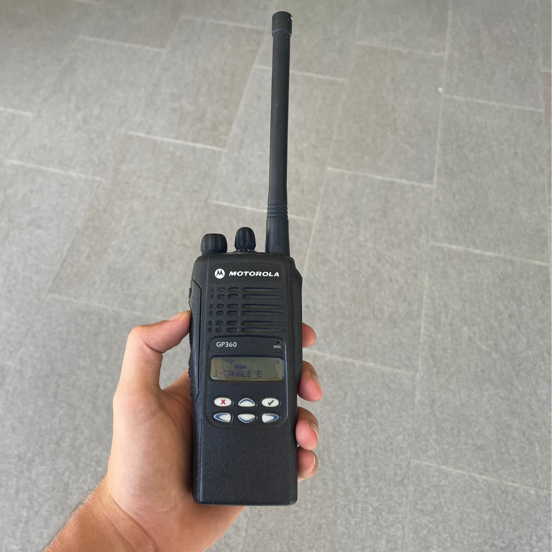 motorola gp360, motorola radio gp360 vhf,Motorola radio usata, walkie talkie usato Motorola, motorola radio, motorola radio vhf, ricetrasmittenti motorola professionali, motorola walkie talkie, motorola walkie talkie