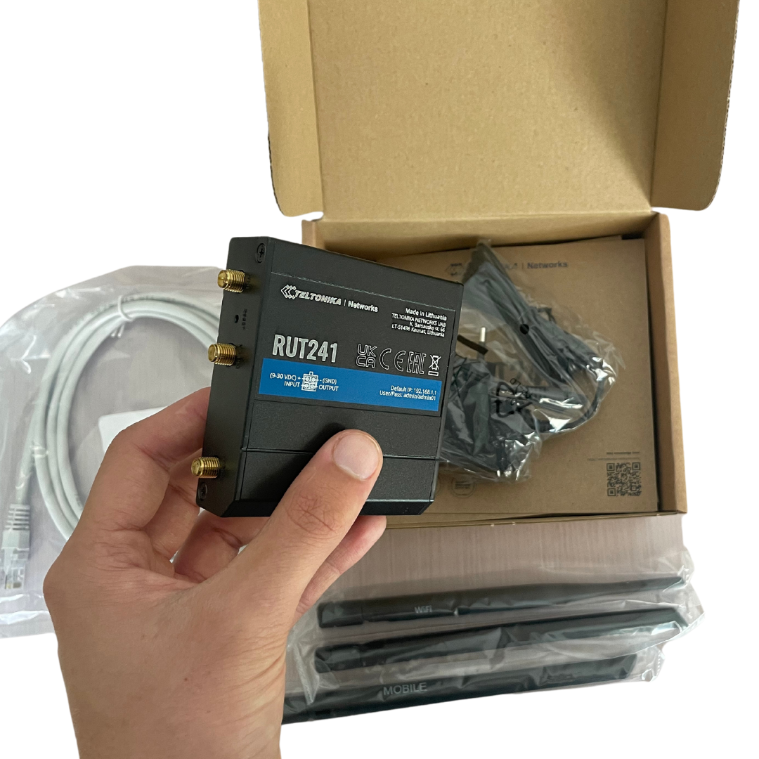 Teltonika RUT 241 (EU) Router 4G LTE Portatile con SIM